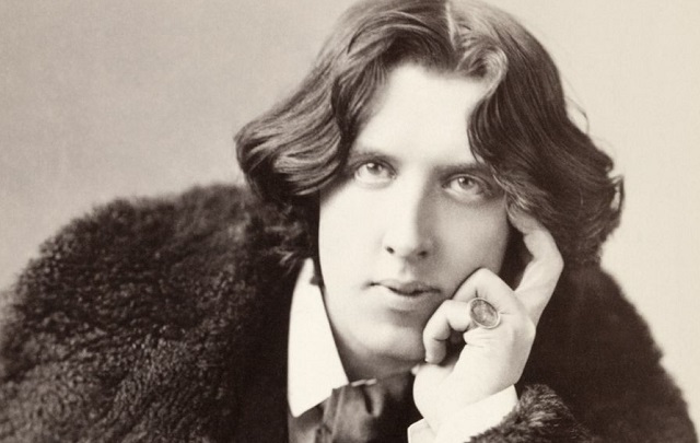 You are currently viewing Motivational Oscar Wilde Quotes And Sayings