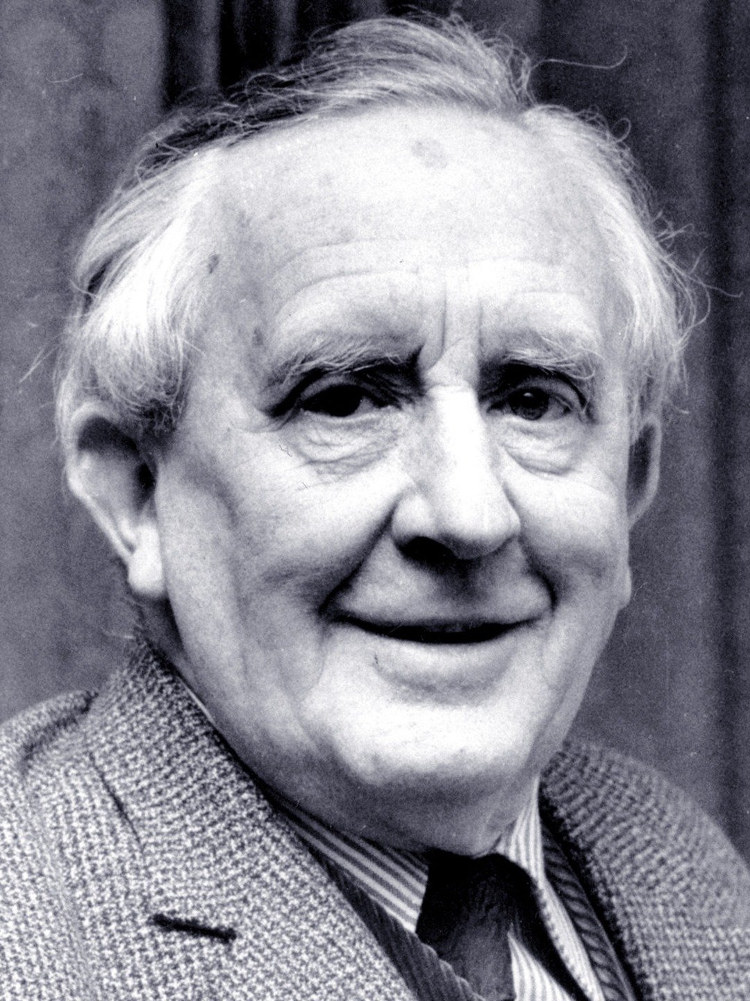 Best and Catchy Motivational J. R. R. Tolkien Quotes