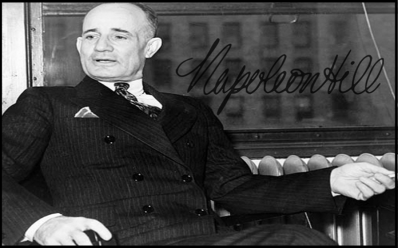 Napoleon hill. Наполеон Хилл. Наполеон Хилл писатель. Наполеон Хилл фотографии. Наполеон Хилл портрет.