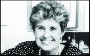 Read more about the article Motivational Erma Bombeck Quotes And Sayings