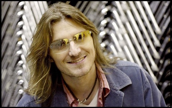 You are currently viewing Motivational Mitch Hedberg Quotes And Sayings